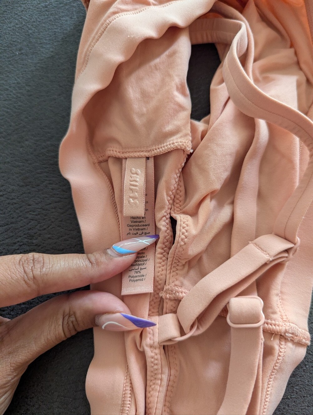 Skims Fits Everybody Bralette In Faded Nectar - Picture 5 of 6